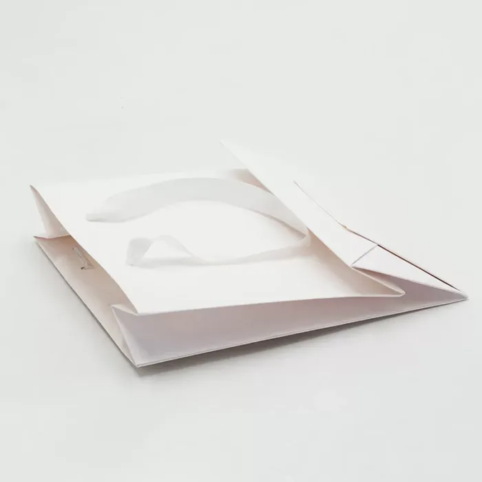 A4 White Paper Gift Bag with Handle - Image 3