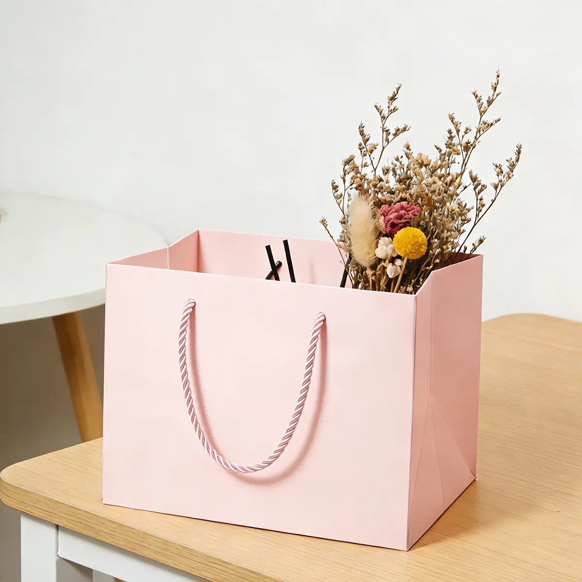 A4 Shallow Pink Gift Bag - Image 5