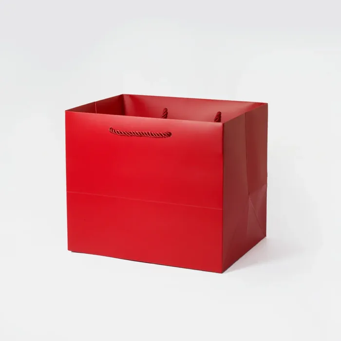 B6 Deep Red Gift Bag - Image 2