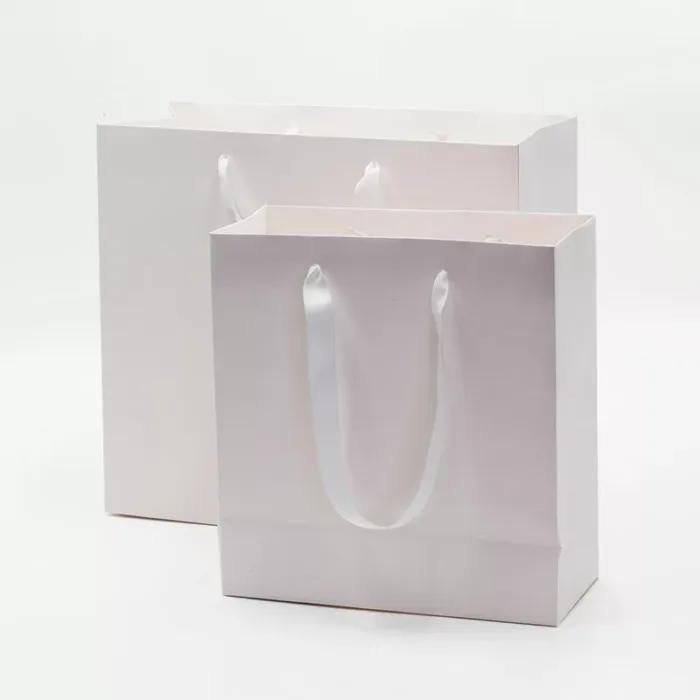 A4 White Paper Gift Bag with Handle - Image 4